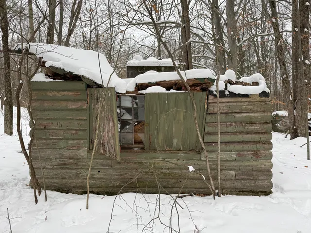 $344,000 | 9010 Lake Drive, Stanwood, MI 49346