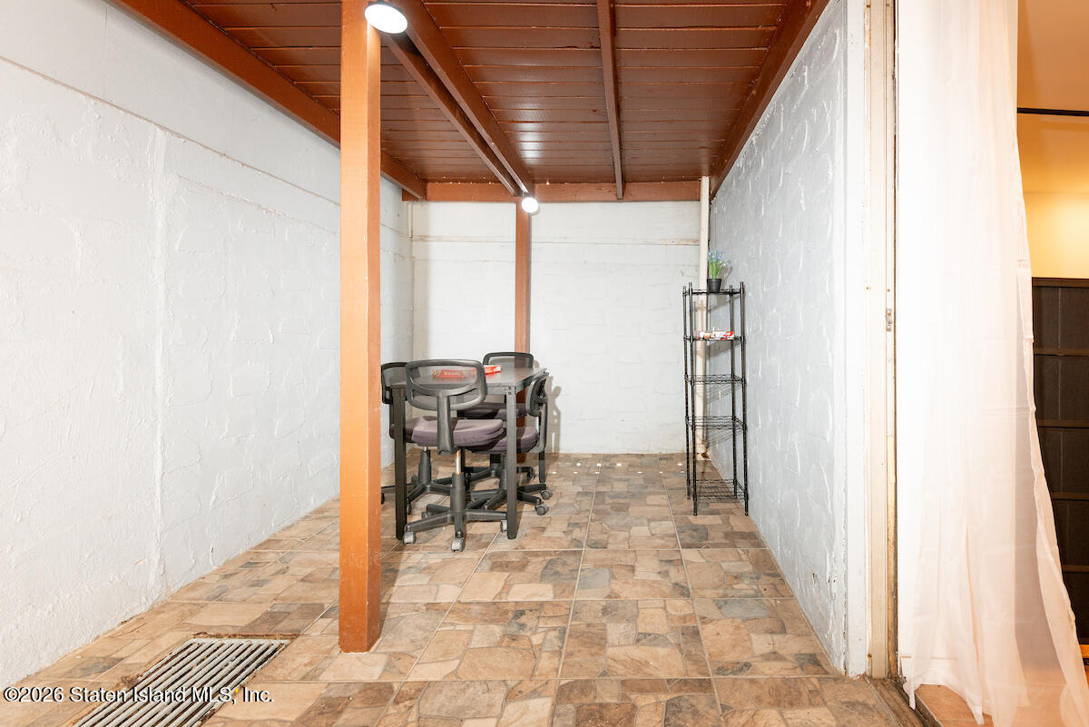 120 Birch Road Staten Island, NY 10303 - Photo 16 of 19 A-18