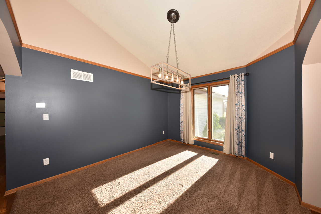 4942 Bridle Path Road Polk, WI 53076 - Photo 22 of 62 Dining