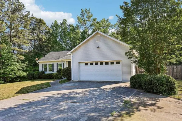 $264,900 | 20 Hurst Mill Road, Bremen, GA 30110