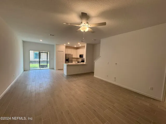 $1,750 | 4351 Leeward Breeze Loop, Middleburg, FL 32068