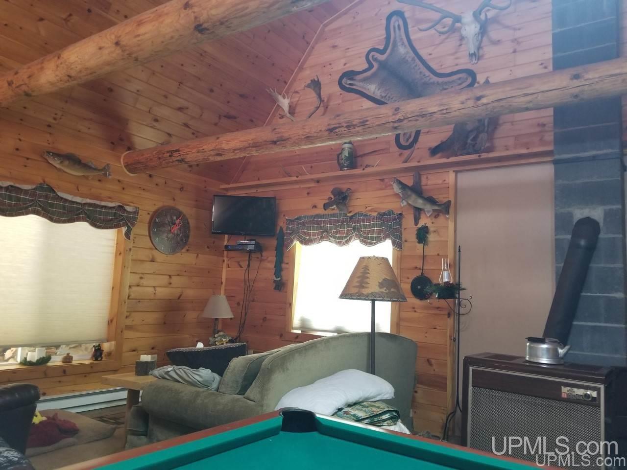 1446 West Kendall Road Manistique, MI 49854 - Photo 8 of 24