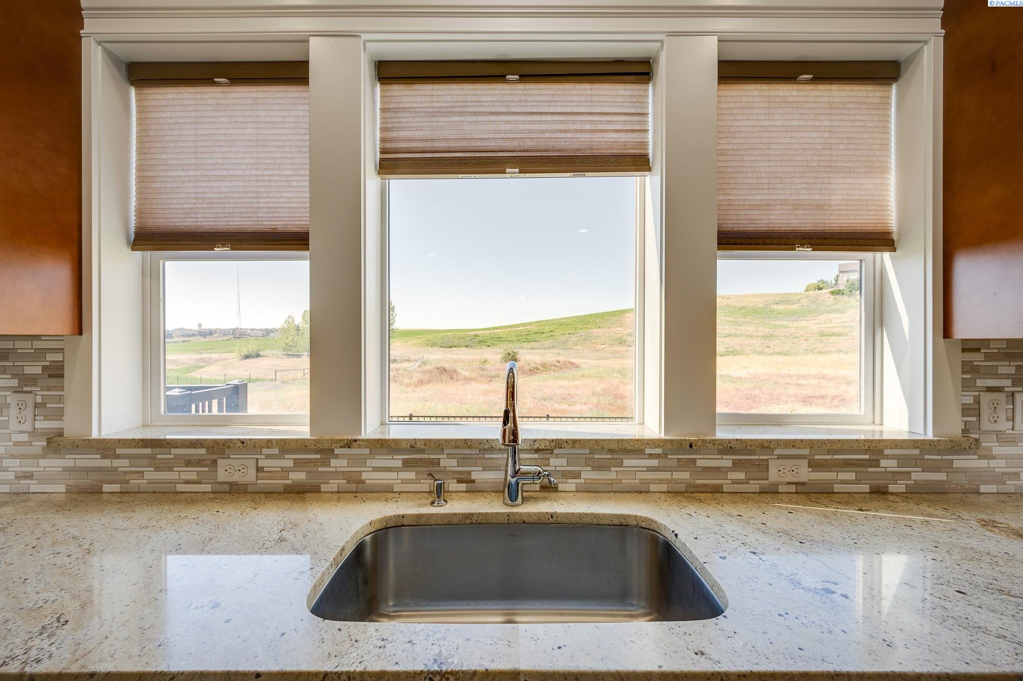 1735 Barclay Ridge Drive Pullman, WA 99163 - Photo 12 of 46 Gallery Image 12