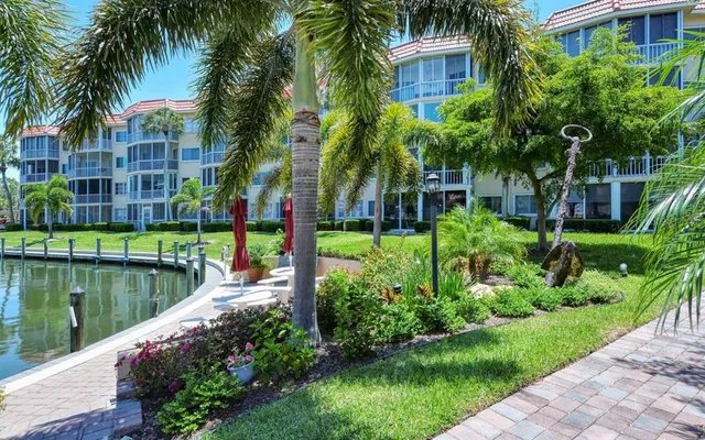 a view of a lake with houses