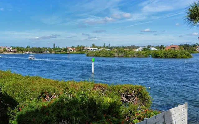 $6,500 | 1250 North Portofino Drive, Unit 102MAR, Sarasota, FL 34242