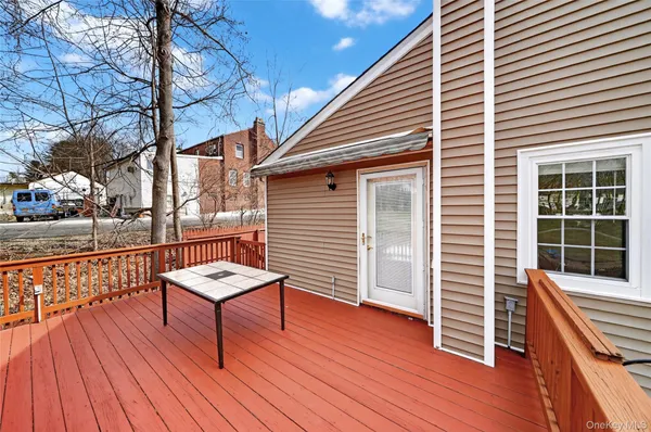 $575,000 | 128 South Highland Avenue, Ossining, NY 10562