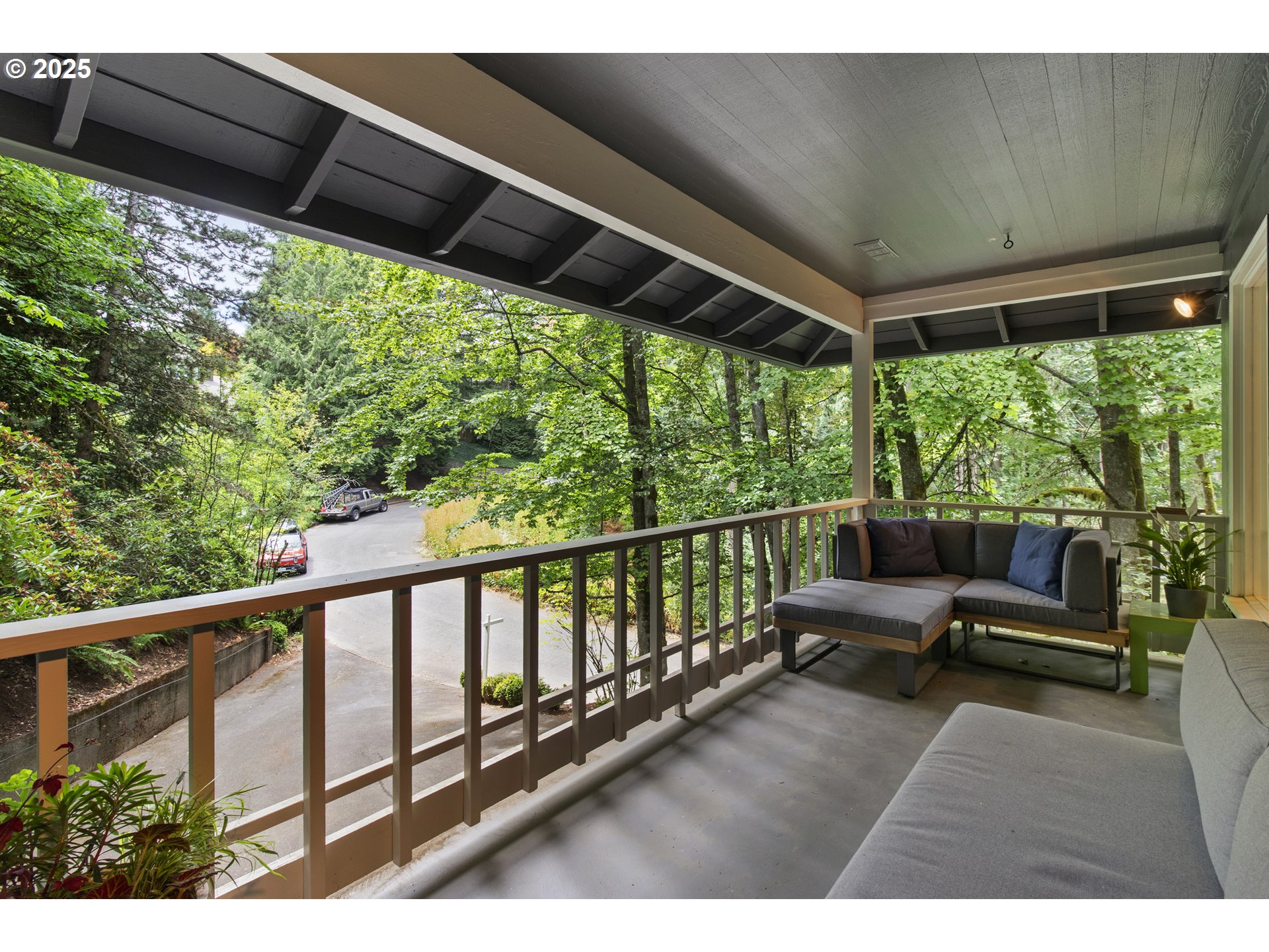 4940 Southwest Humphrey Park Road Portland, OR 97221 - Photo 12 of 40