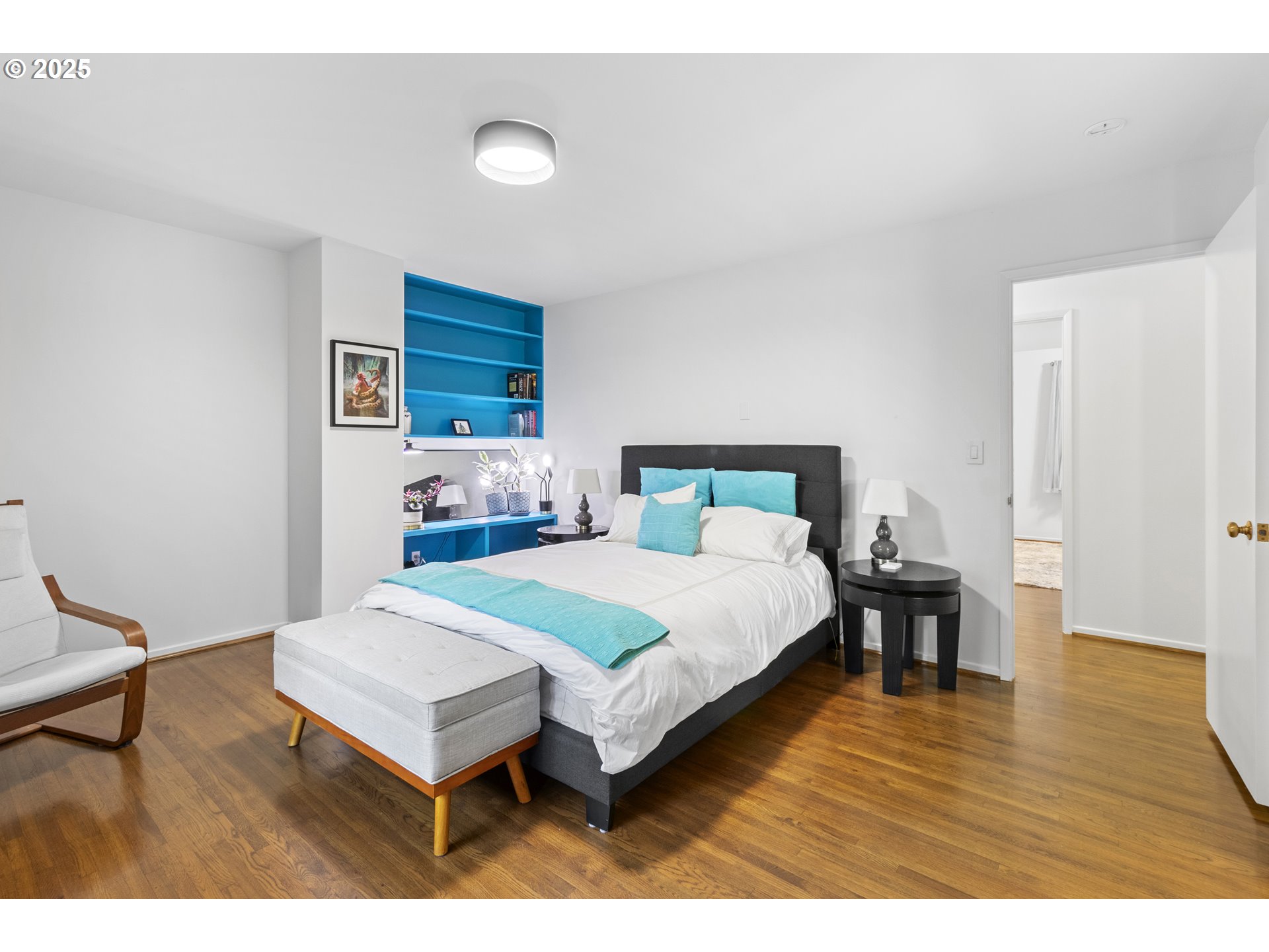 4940 Southwest Humphrey Park Road Portland, OR 97221 - Photo 18 of 40