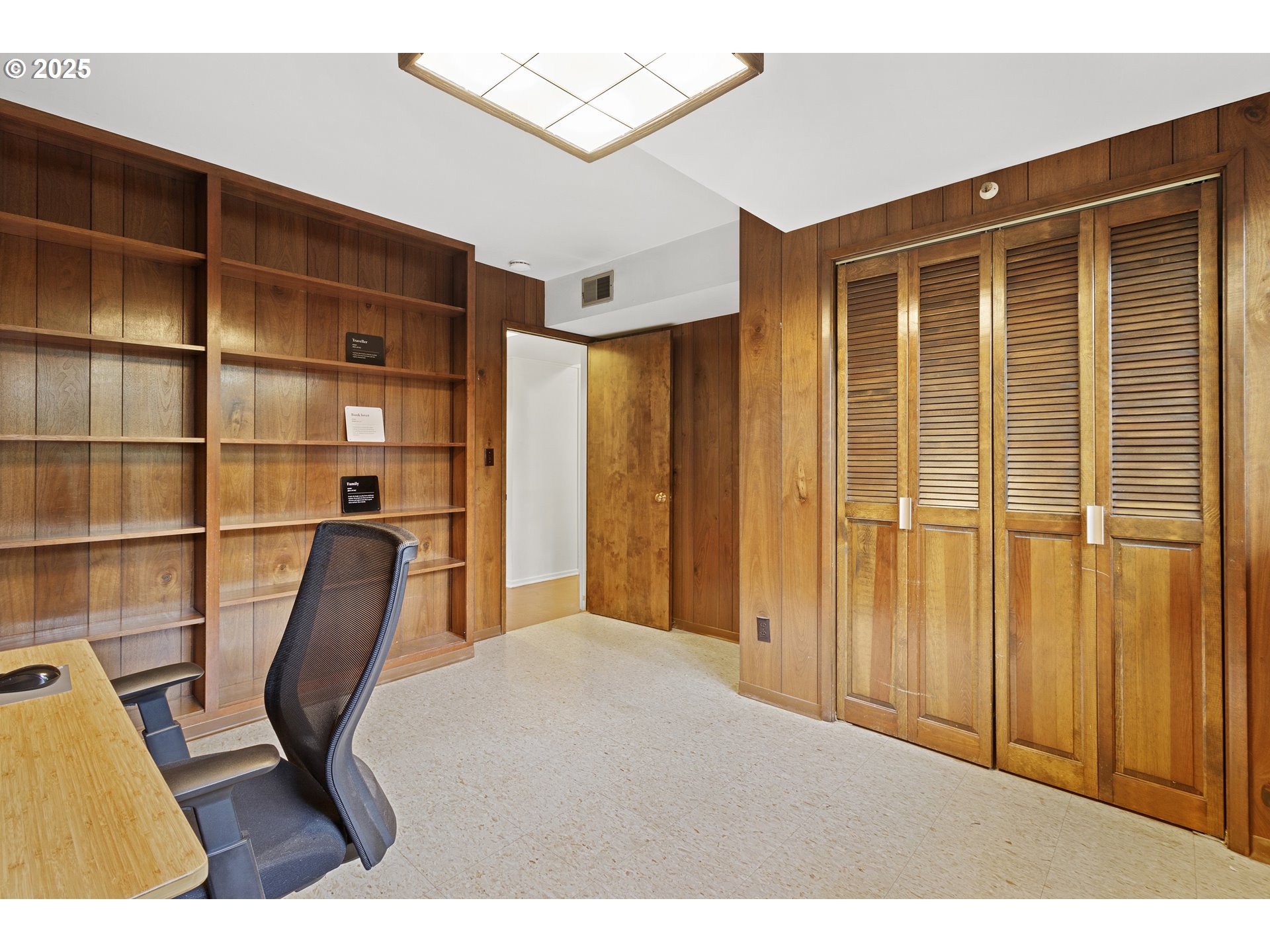 4940 Southwest Humphrey Park Road Portland, OR 97221 - Photo 34 of 40