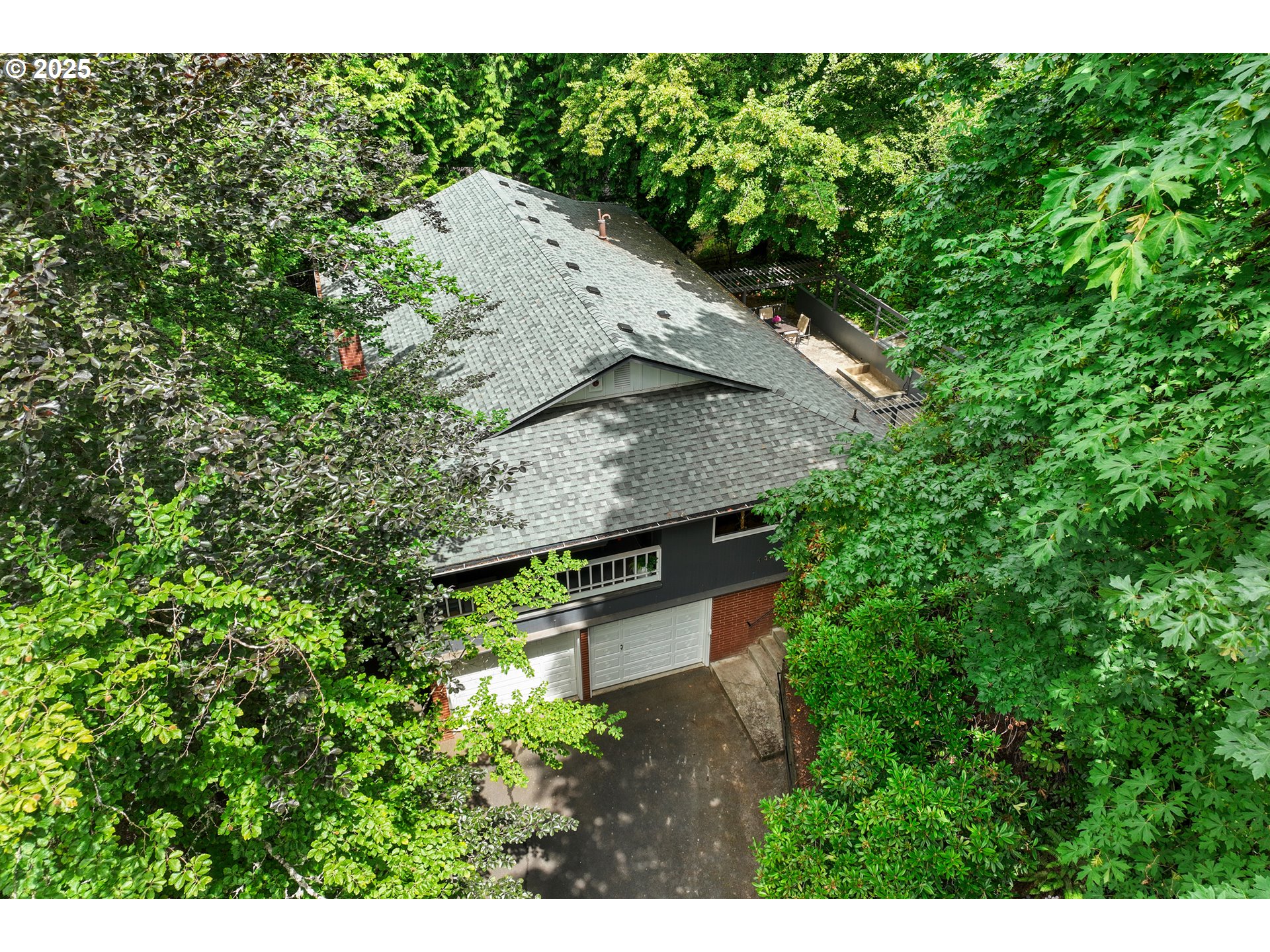 4940 Southwest Humphrey Park Road Portland, OR 97221 - Photo 39 of 40