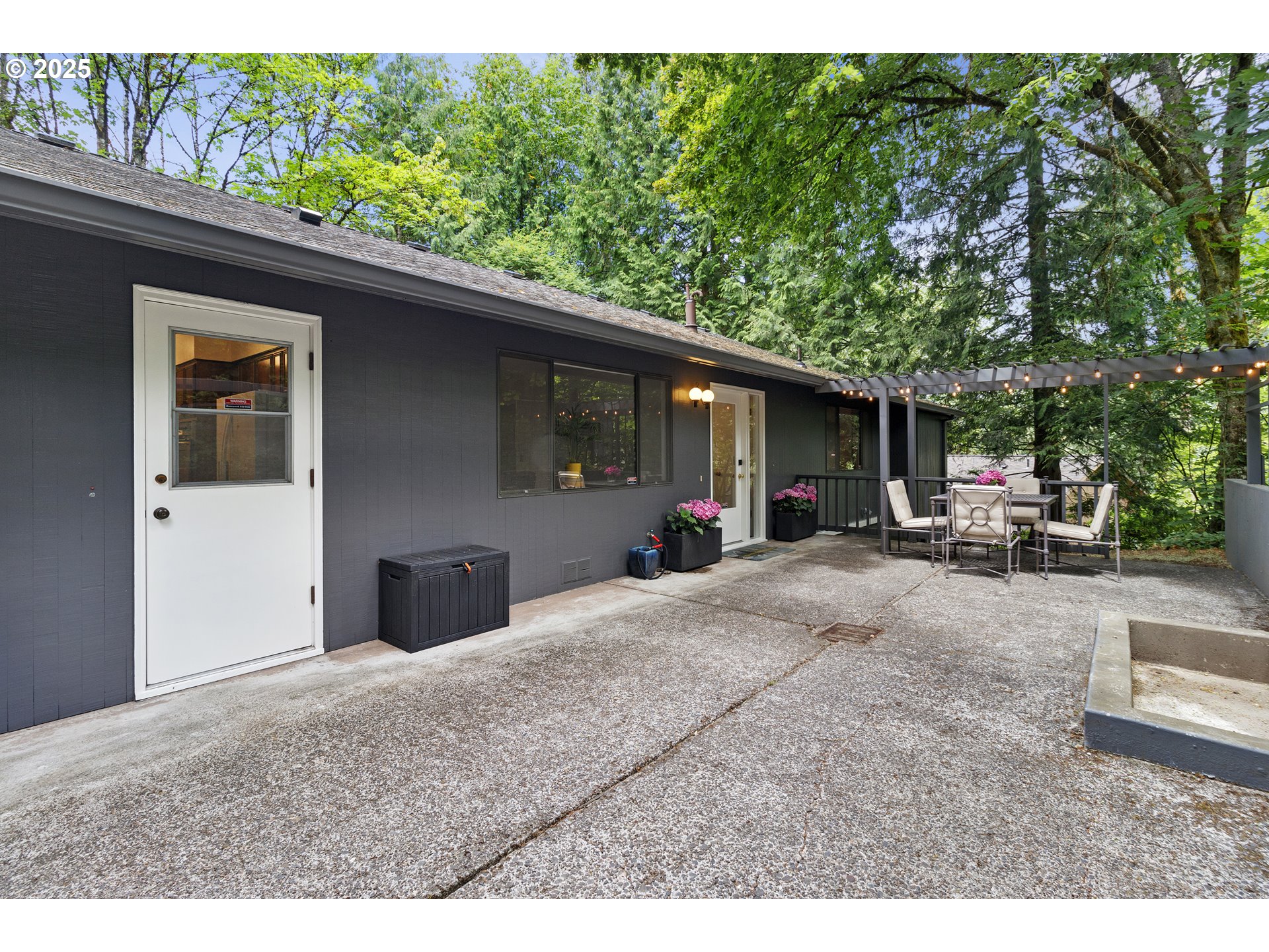 4940 Southwest Humphrey Park Road Portland, OR 97221 - Photo 5 of 40