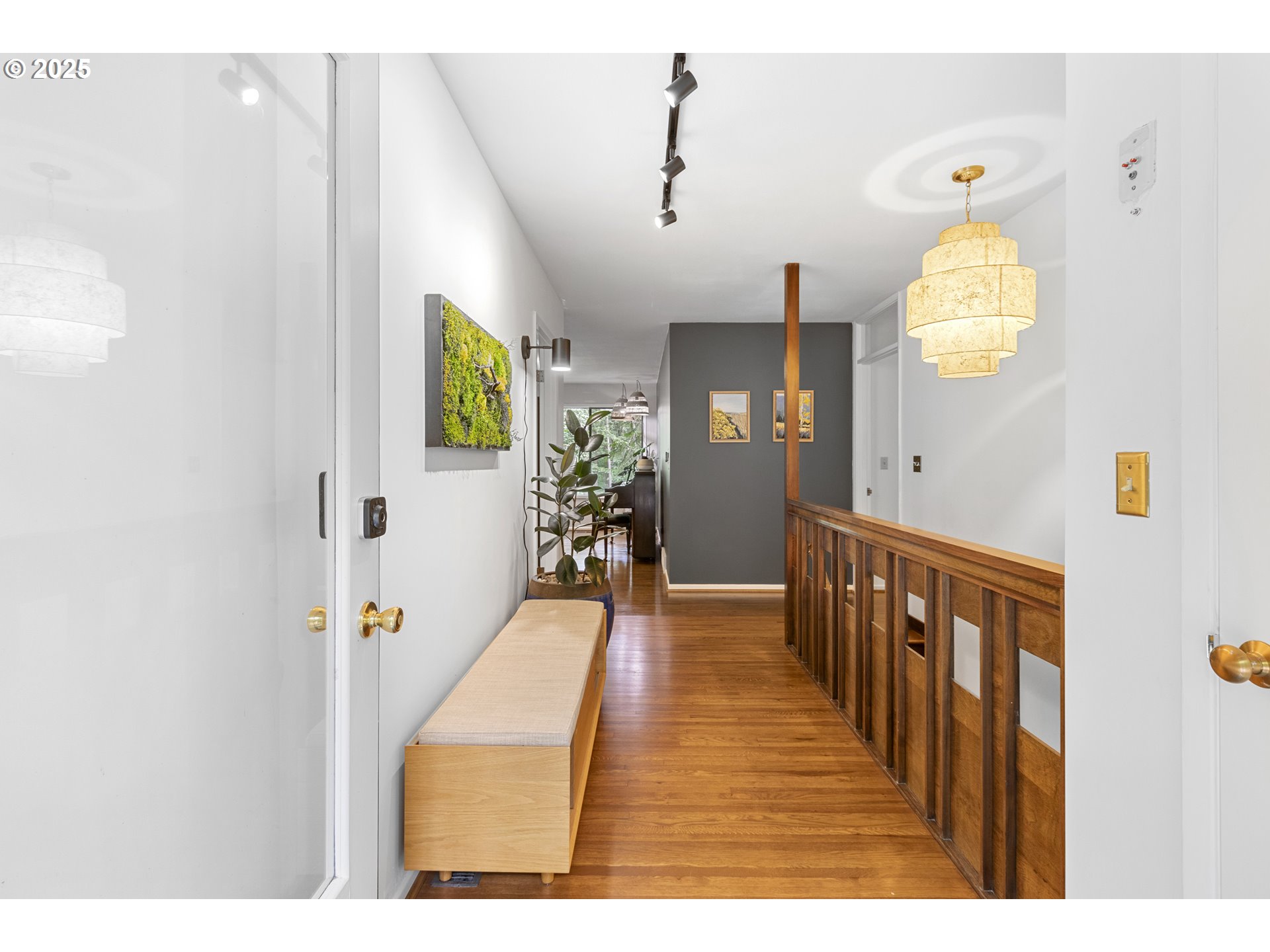 4940 Southwest Humphrey Park Road Portland, OR 97221 - Photo 8 of 40