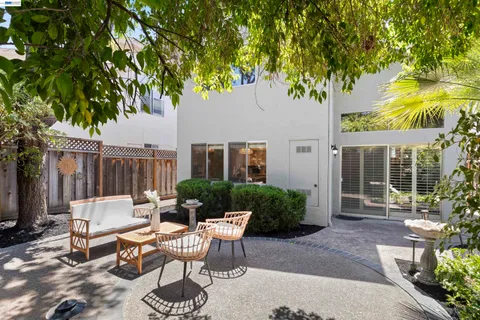 $1,359,000 | 6159 Corte Padre, Pleasanton, CA 94566