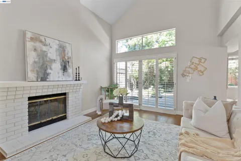 $1,359,000 | 6159 Corte Padre, Pleasanton, CA 94566