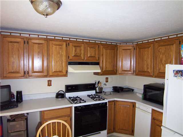 1856 Brookfield Road Columbus, OH 43229 - Photo 2 of 6 Gallery Image 2