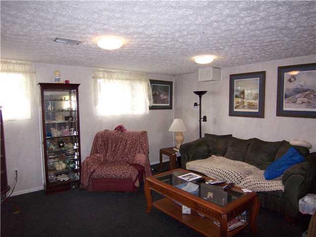 1856 Brookfield Road Columbus, OH 43229 - Photo 3 of 6 Gallery Image 3