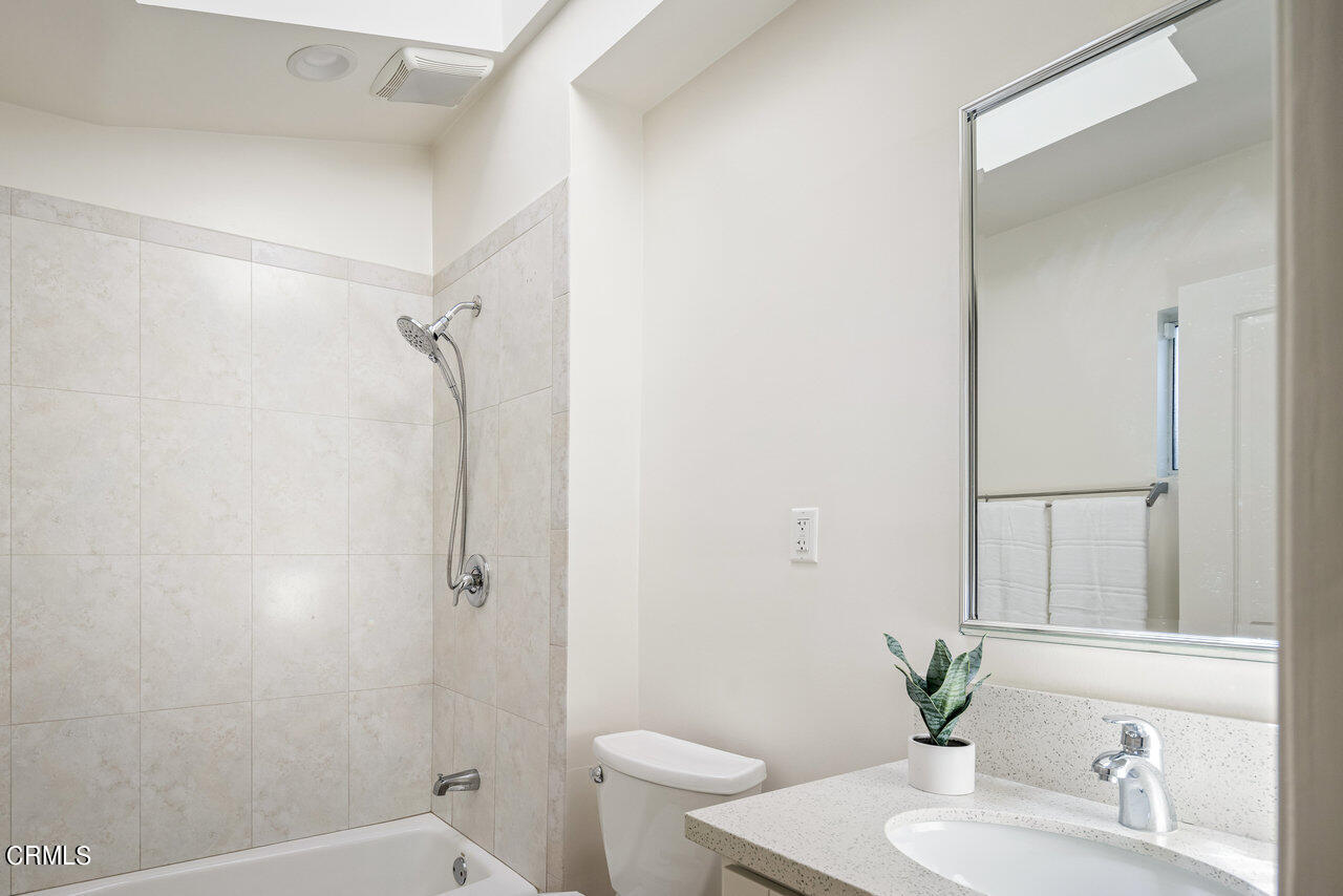 1260 Riviera Drive Pasadena, CA 91107 - Photo 17 of 28 a bathroom with a sink toilet and shower