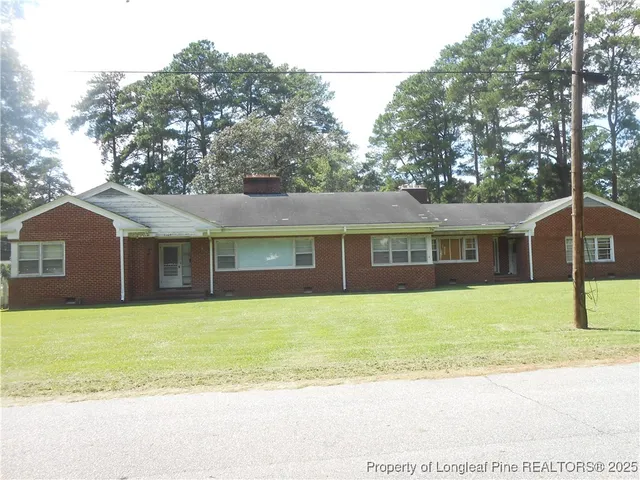 $209,000 | 2405 Kenan Avenue North, Lumberton, NC 28358