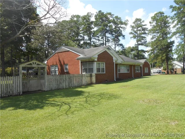 $209,000 | 2405 Kenan Avenue North, Lumberton, NC 28358