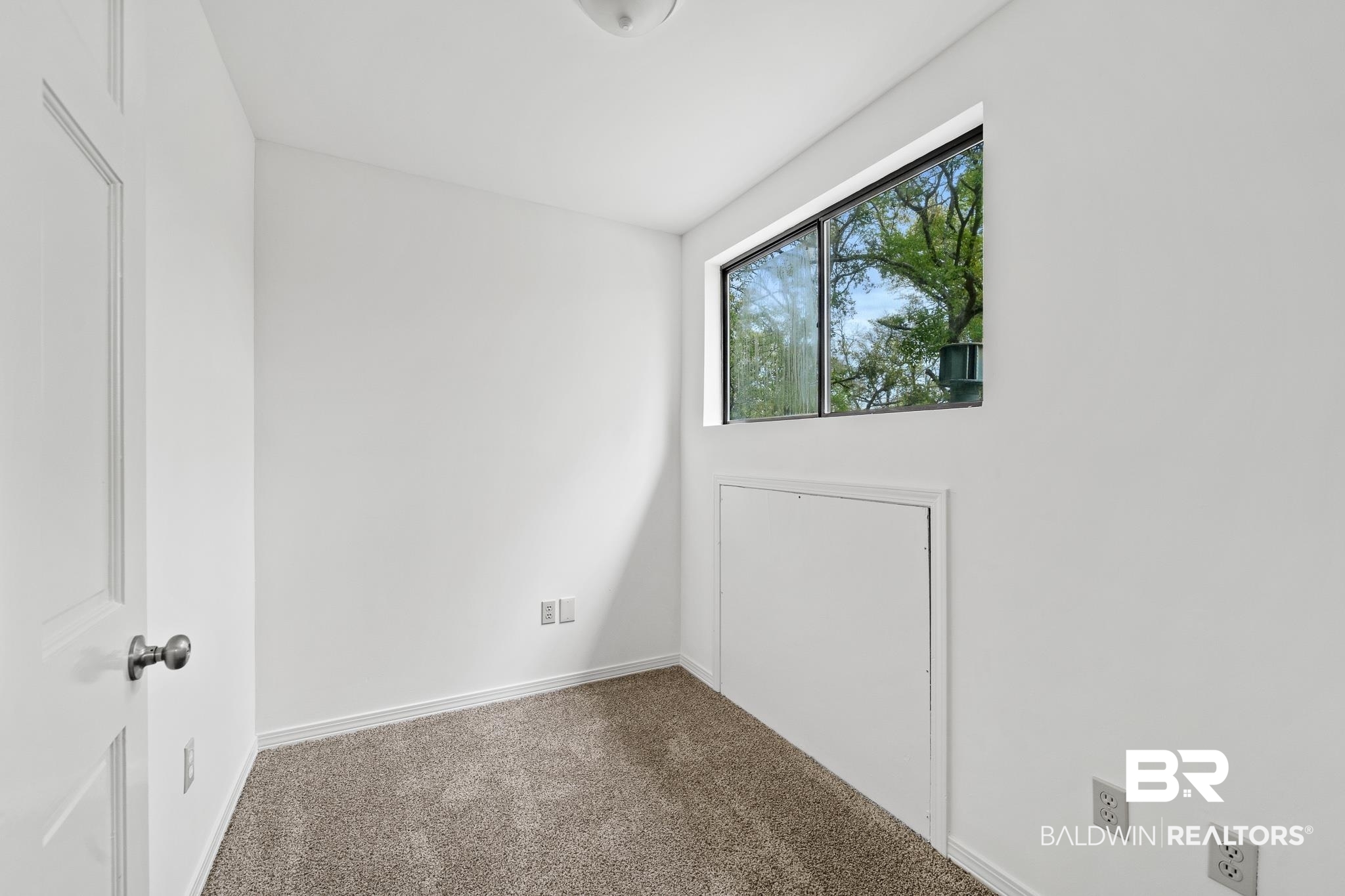 304 Liberty Street Fairhope, AL 36532 - Photo 20 of 25 Great space for office/craft room/nursery
