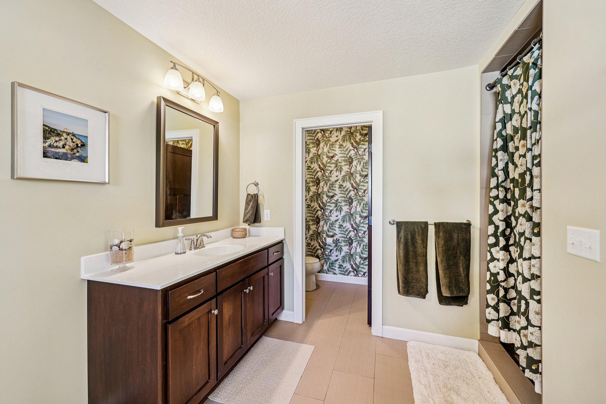 145 Cutacross Road Minneapolis, MN 55422 - Photo 15 of 35