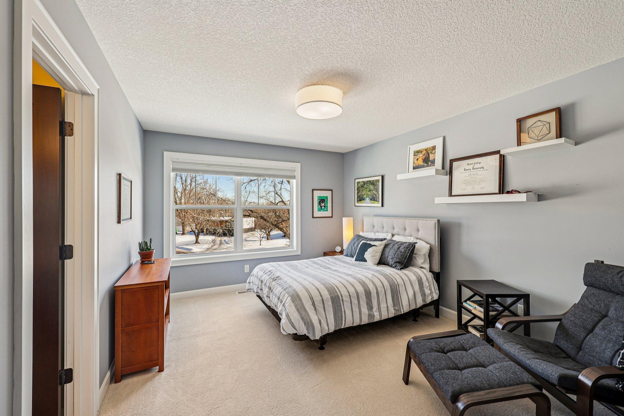 145 Cutacross Road Minneapolis, MN 55422 - Photo 17 of 35