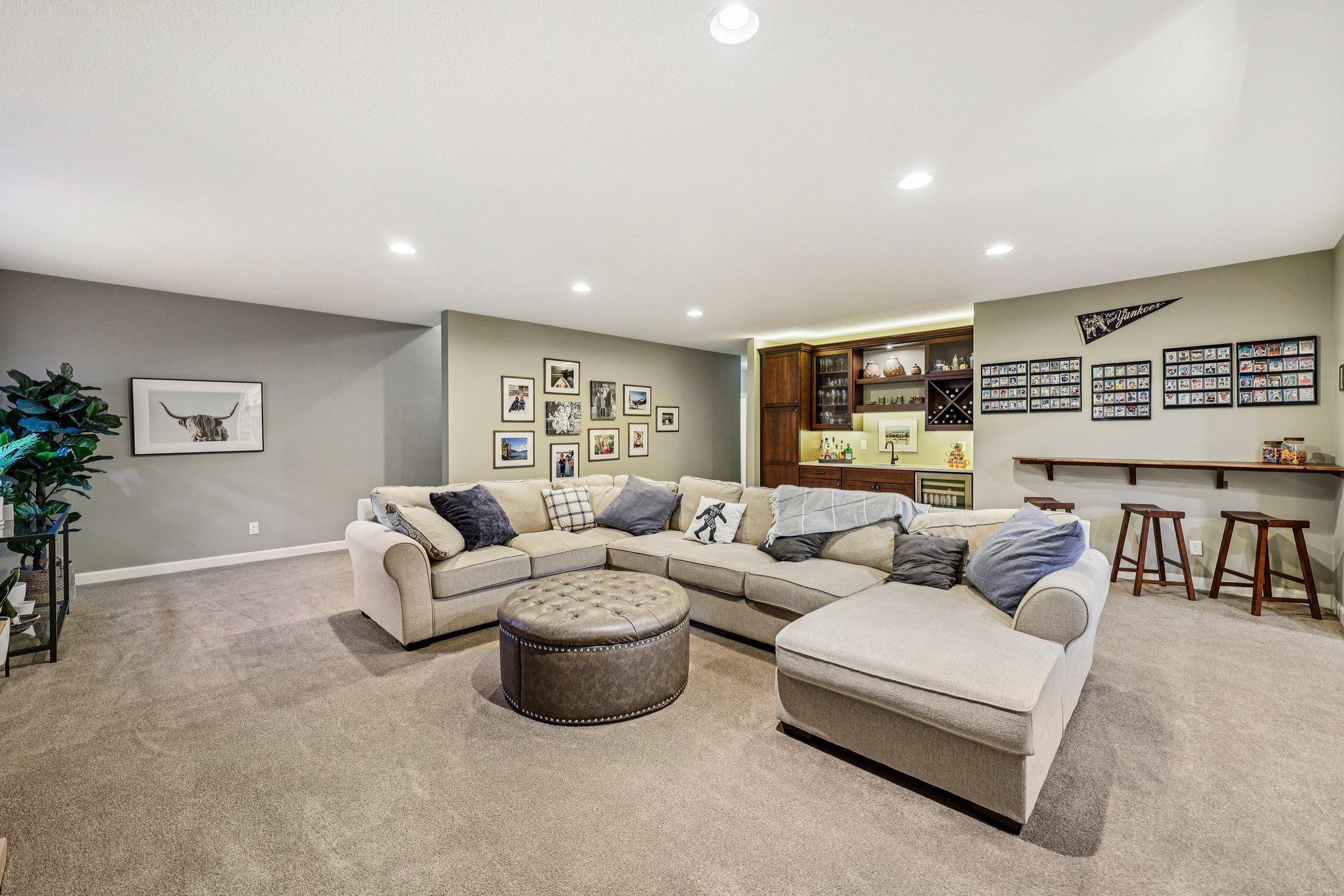 145 Cutacross Road Minneapolis, MN 55422 - Photo 24 of 35