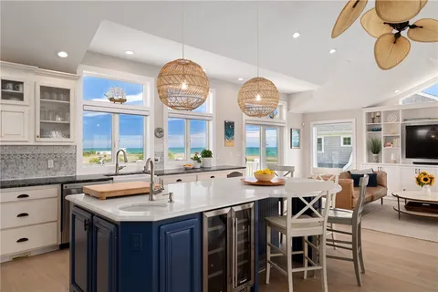 $2,995,000 | 7 Rosebriar Avenue, South Kingstown, RI 02879