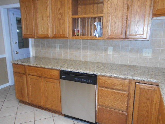 4869 Spring Ridge Drive Columbus, GA 31909 - Photo 6 of 22 Kitchen