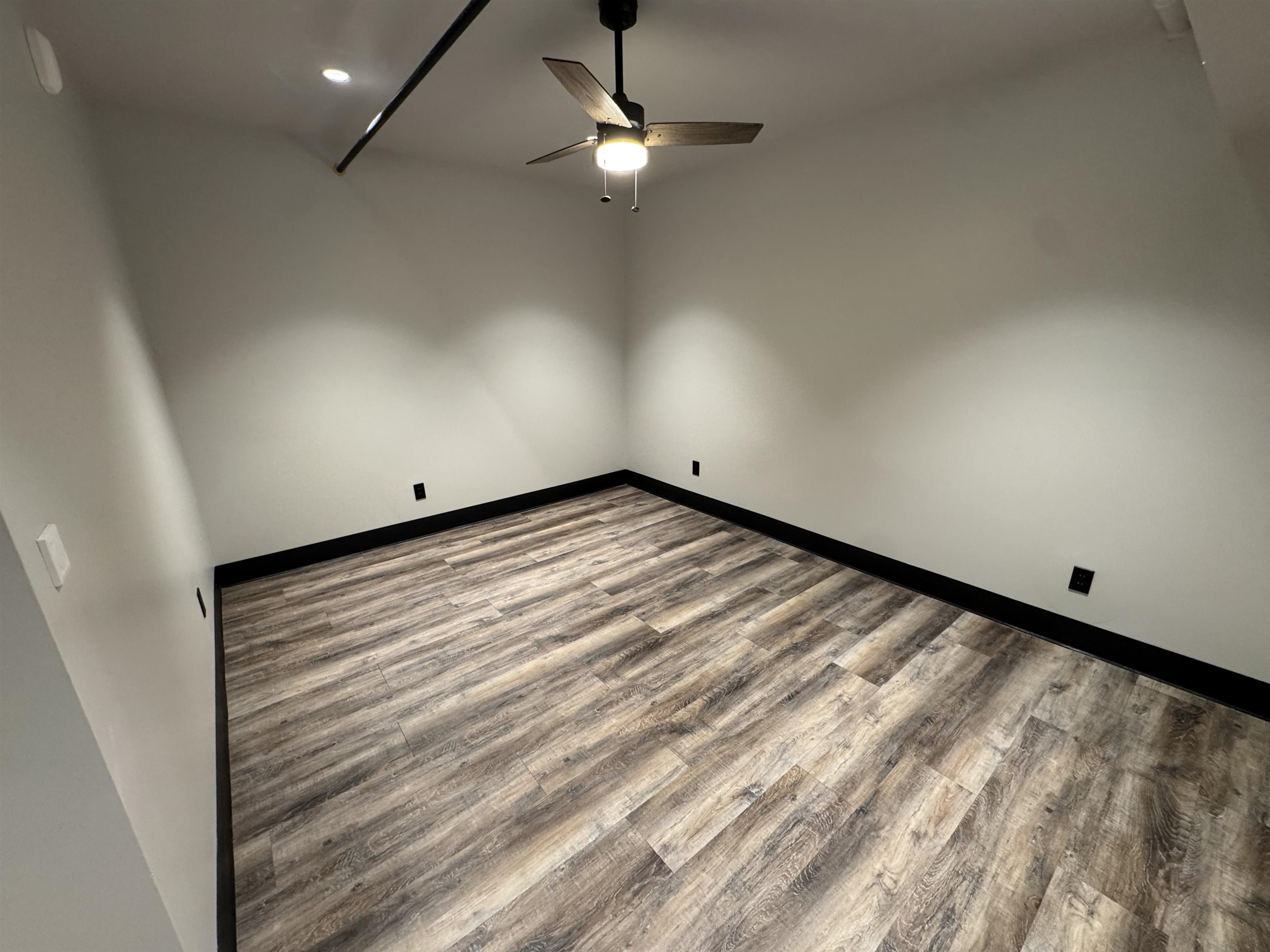 826 West 8th Appleton, WI 54914 - Photo 5 of 15