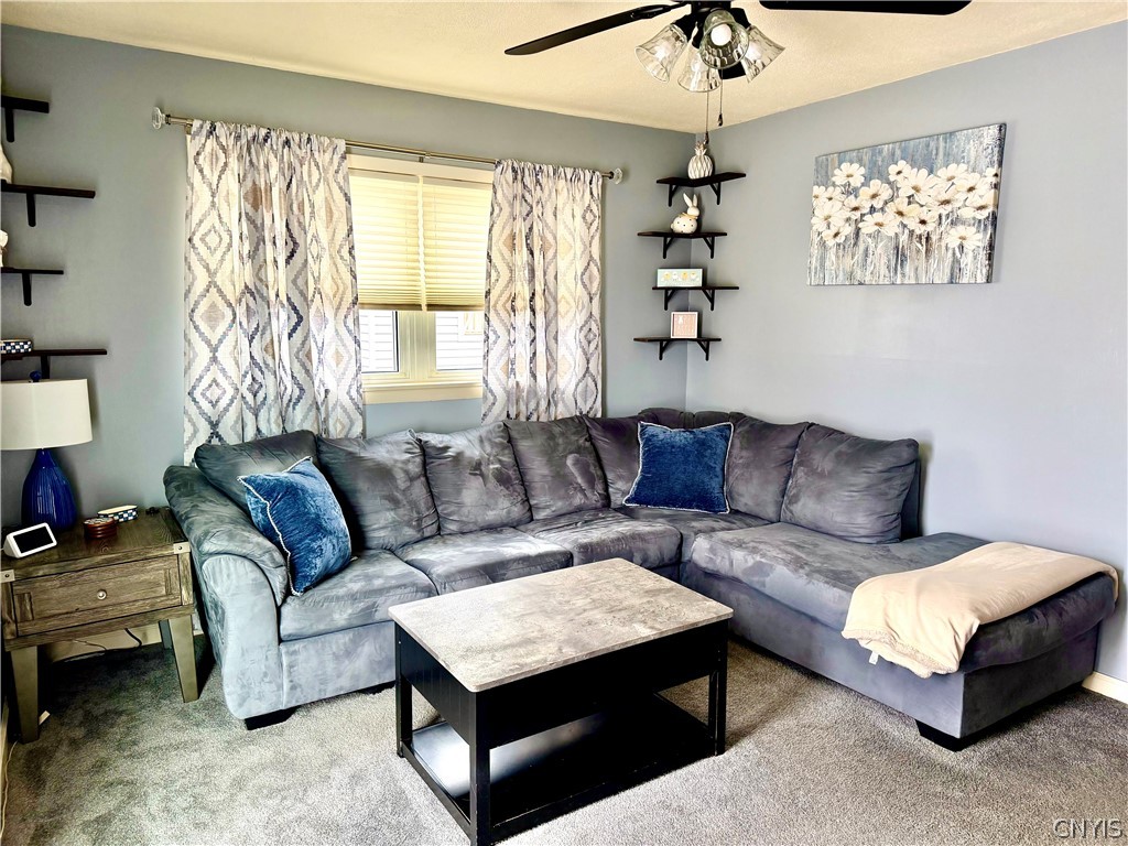 427 Van Roen Road Utica, NY 13502 - Photo 14 of 45