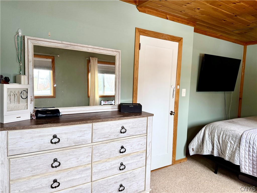 427 Van Roen Road Utica, NY 13502 - Photo 27 of 45