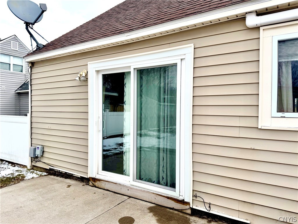 427 Van Roen Road Utica, NY 13502 - Photo 40 of 45