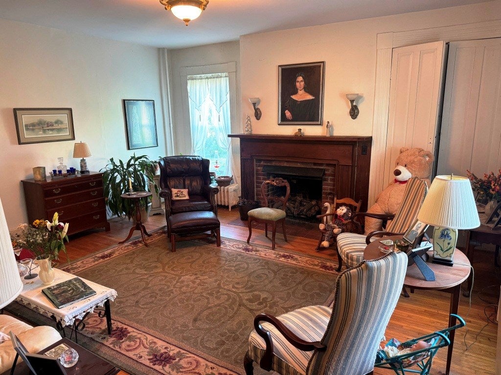 402 South Main Street Rural Retreat, VA 24368 - Photo 4 of 52 Gallery Image 4
