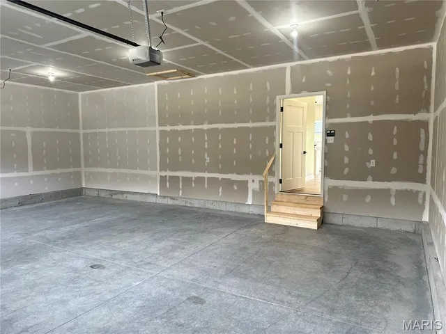 $385,900 | 2783 Earth Crest Drive, Washington, MO 63090