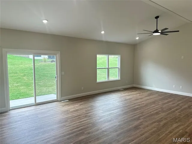 $385,900 | 2783 Earth Crest Drive, Washington, MO 63090