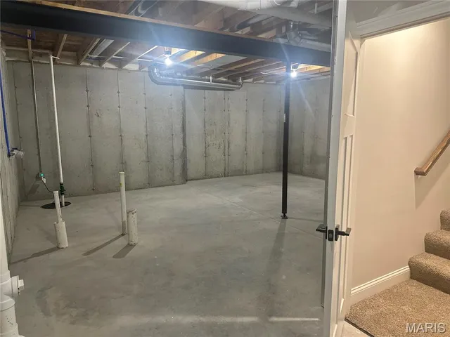 $385,900 | 2783 Earth Crest Drive, Washington, MO 63090