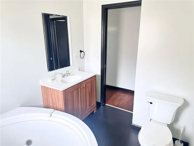 $2,295 | 115 Burben Way, Gates, NY 14624