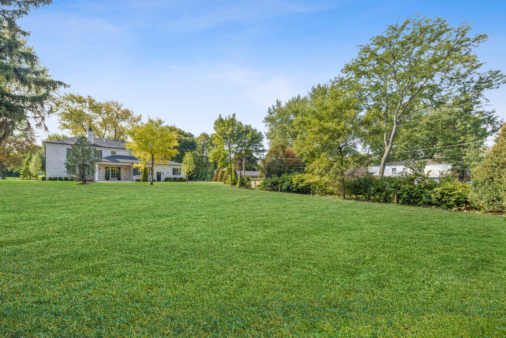 820 Country Club Road Crystal Lake, IL 60014 - Photo 44 of 48 a view of a garden with trees