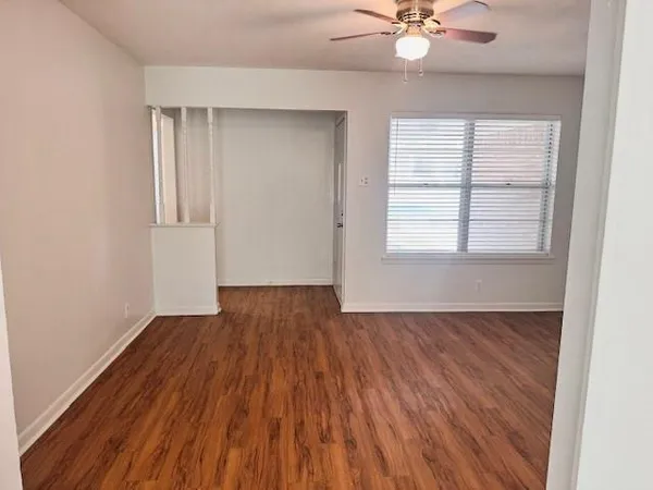 $1,500 | 913 Patricia Drive, Sherman, TX 75090