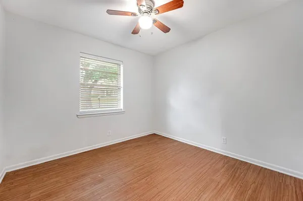 $1,500 | 913 Patricia Drive, Sherman, TX 75090