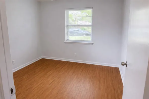 $1,500 | 913 Patricia Drive, Sherman, TX 75090