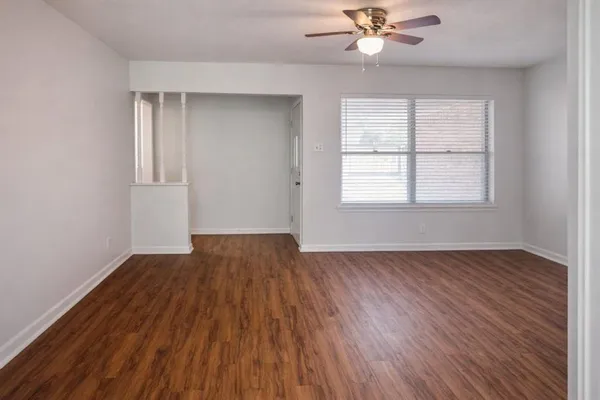 $1,500 | 913 Patricia Drive, Sherman, TX 75090