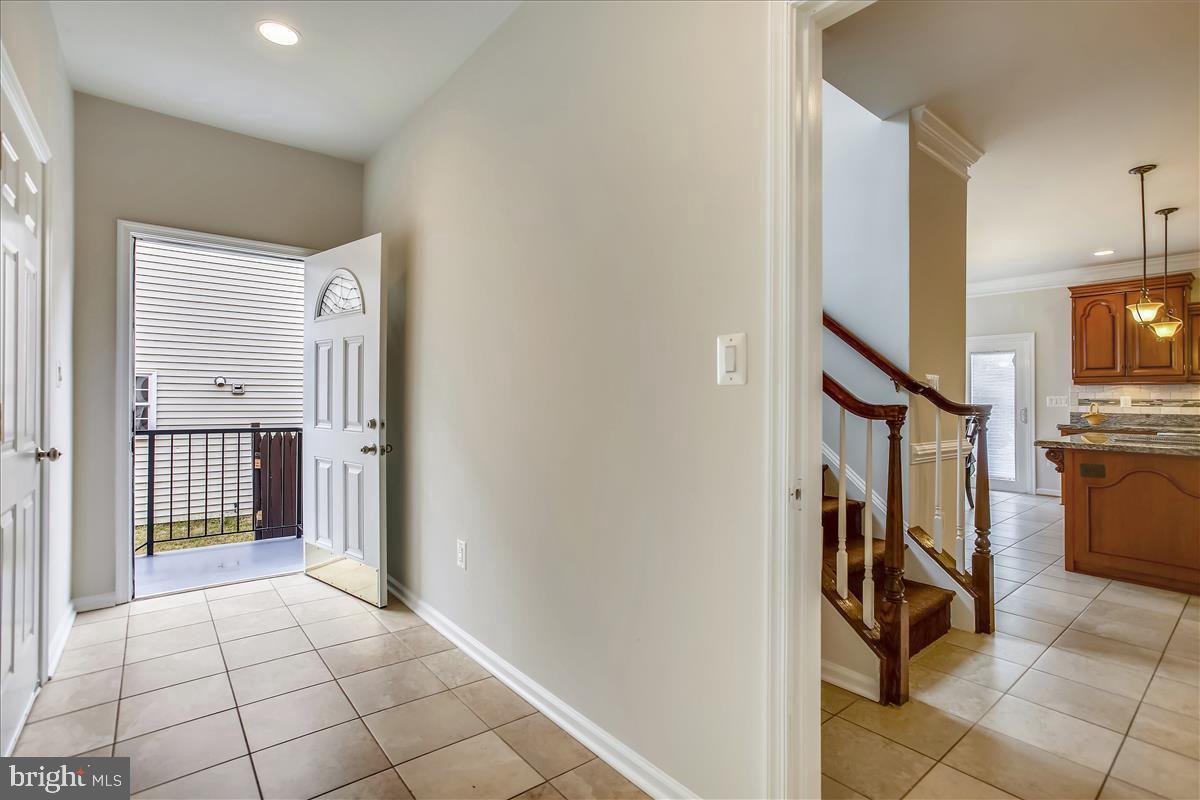 14808 Braddock Road Centreville, VA 20120 - Photo 28 of 111