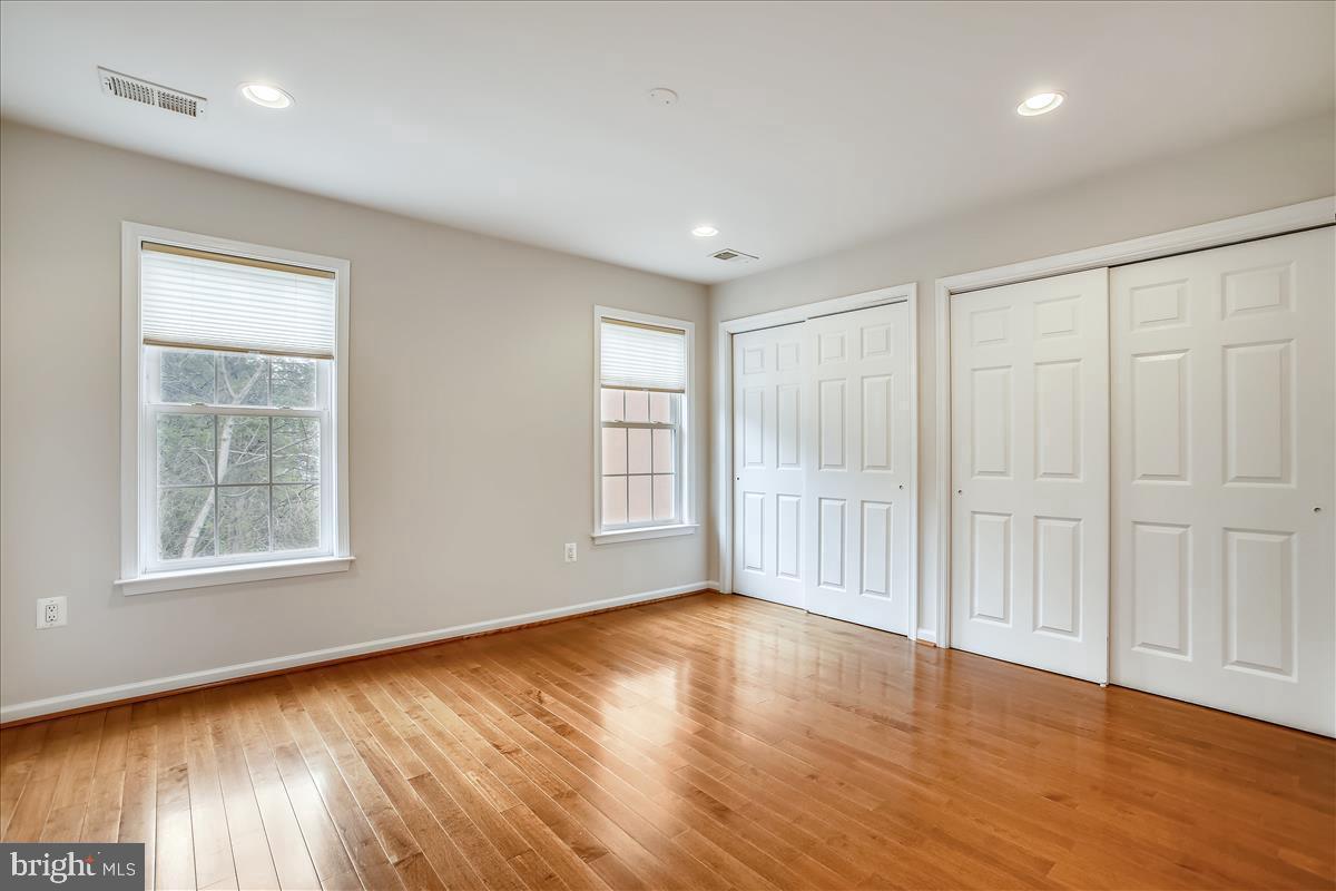 14808 Braddock Road Centreville, VA 20120 - Photo 37 of 111