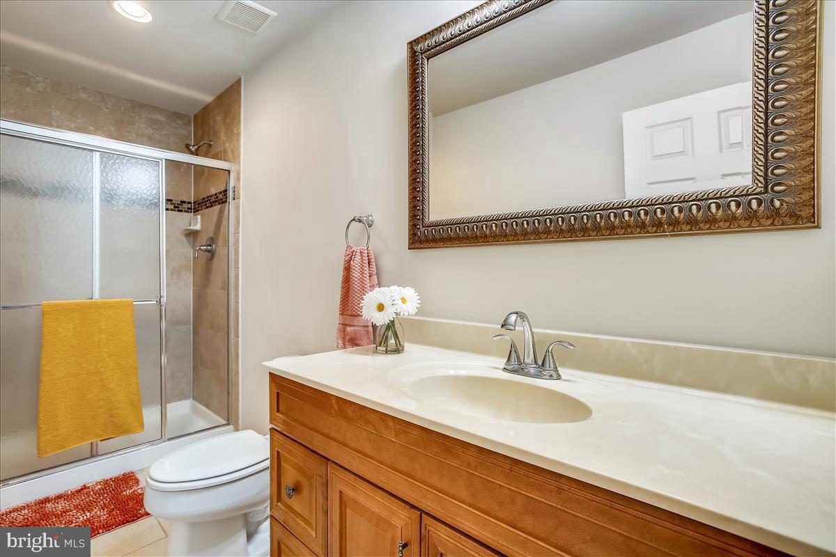 14808 Braddock Road Centreville, VA 20120 - Photo 39 of 111