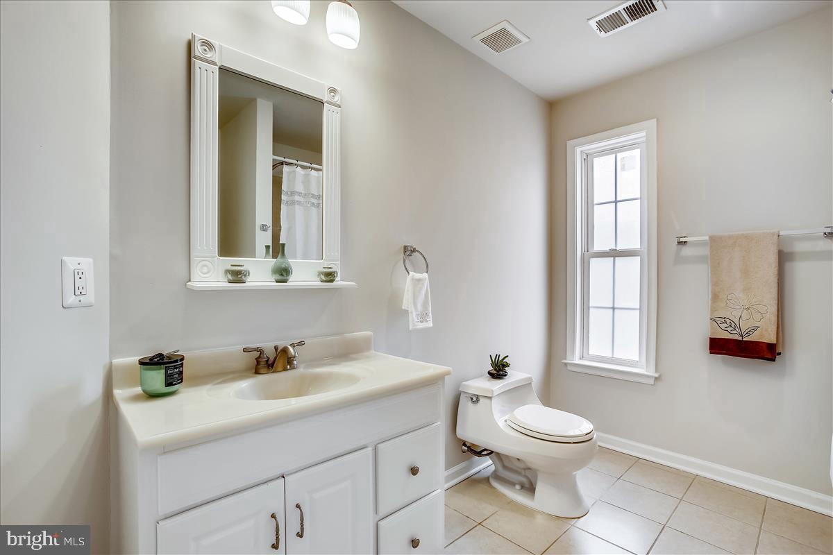 14808 Braddock Road Centreville, VA 20120 - Photo 47 of 111