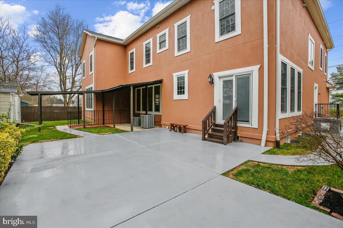 14808 Braddock Road Centreville, VA 20120 - Photo 70 of 111