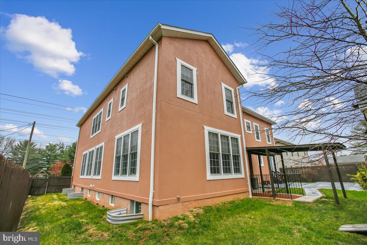 14808 Braddock Road Centreville, VA 20120 - Photo 72 of 111