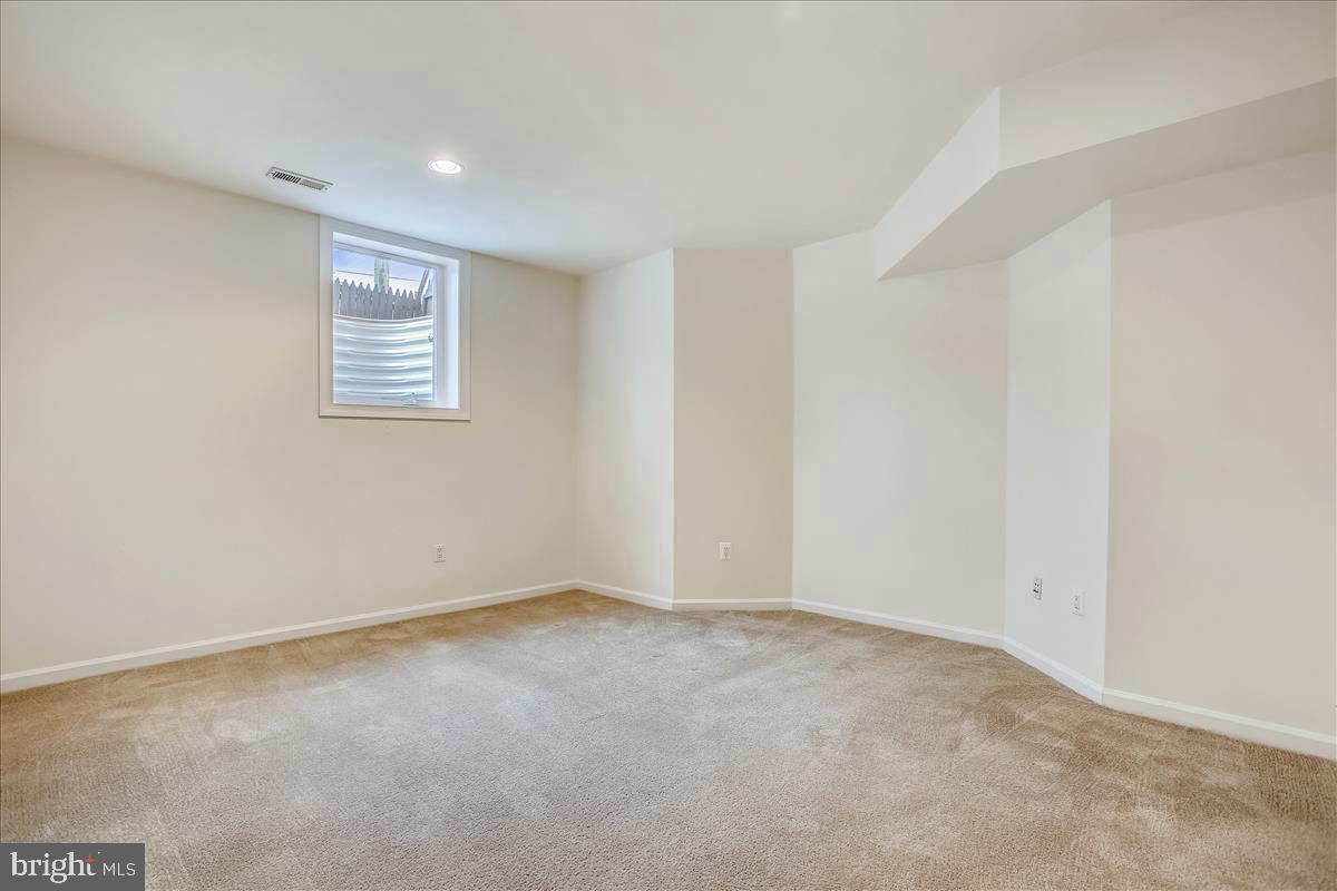 14808 Braddock Road Centreville, VA 20120 - Photo 78 of 111